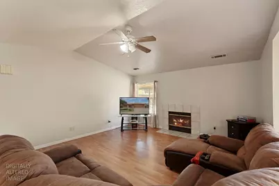 2633 Riverbend Drive, Modesto, CA 95351 - Photo 11