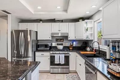 1944 Middleberry Road, Sacramento, CA 95815 - Photo 9