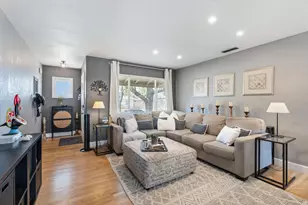 1944 Middleberry Rd, Sacramento, CA 95815 - Photo 5