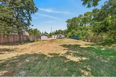 9084 Elm Avenue, Orangevale, CA 95662 - Photo 23