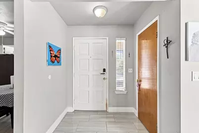 9673 N Sharon Avenue, Fresno, CA 93720 - Photo 5