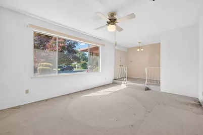 875 Parklin Avenue, Sacramento, CA 95831 - Photo 5
