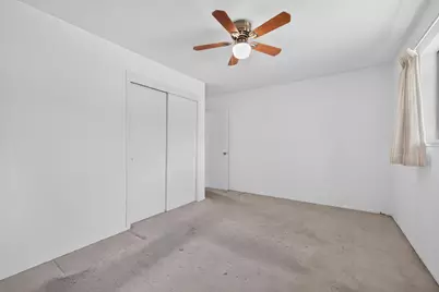 875 Parklin Avenue, Sacramento, CA 95831 - Photo 17