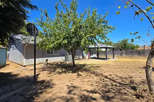 7705 Rock Creek, Sacramento, CA 95824 - Photo 39