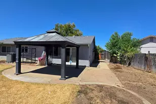 7705 Rock Creek, Sacramento, CA 95824 - Photo 43