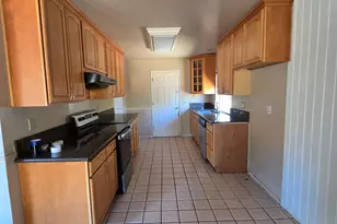 7705 Rock Creek, Sacramento, CA 95824 - Photo 33
