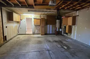 7705 Rock Creek, Sacramento, CA 95824 - Photo 35