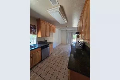 7705 Rock Creek, Sacramento, CA 95824 - Photo 13