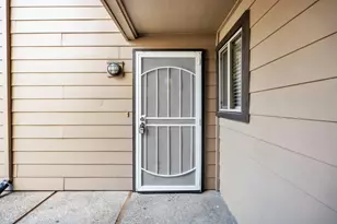 3715 Tallyho Dr, Sacramento, CA 95826 - Photo 19
