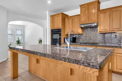 2078 Venezia Street, Los Banos, CA 93635 - Photo 5