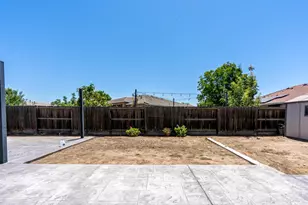 2078 Venezia St, Los Banos, CA 93635 - Photo 35