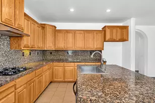 2078 Venezia St, Los Banos, CA 93635 - Photo 13