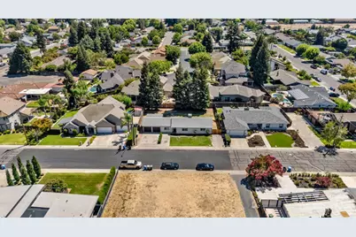 1424 La Salle Drive, Turlock, CA 95382 - Photo 29