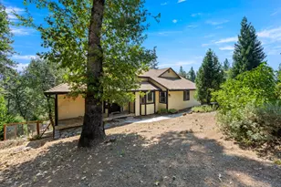740 Washington Irving Dr, Colfax, CA 95713 - Photo 3