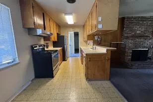 1216 Mt Vernon Dr, Modesto, CA 95350 - Photo 3