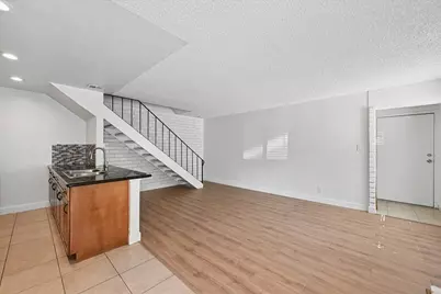 4141 Apostolo Circle, Sacramento, CA 95824 - Photo 11