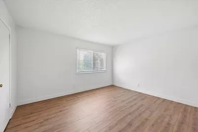 4141 Apostolo Circle, Sacramento, CA 95824 - Photo 15