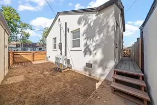 2000 36th St, Sacramento, CA 95817 - Photo 33