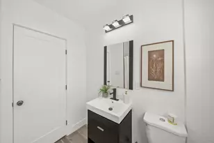 2000 36th St, Sacramento, CA 95817 - Photo 17
