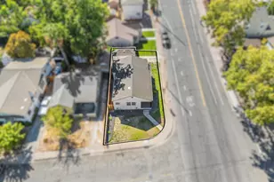 2000 36th St, Sacramento, CA 95817 - Photo 25