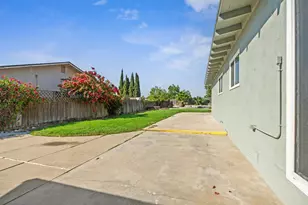 13510 Bentley St, Waterford, CA 95386 - Photo 27