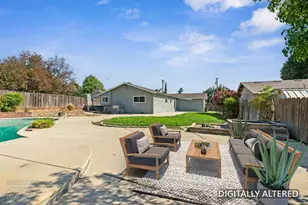 13510 Bentley St, Waterford, CA 95386 - Photo 9