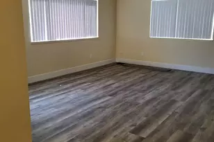 4561 Ashcroft Ave, Sacramento, CA 95841 - Photo 15