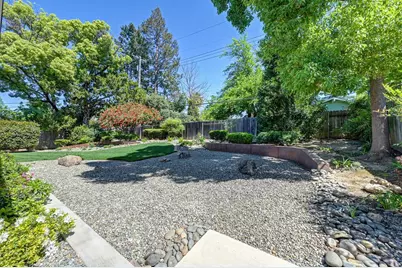 5824 Hesper Way, Carmichael, CA 95608 - Photo 25