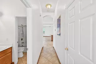 8406 Alameda Park Dr, Elk Grove, CA 95624 - Photo 35