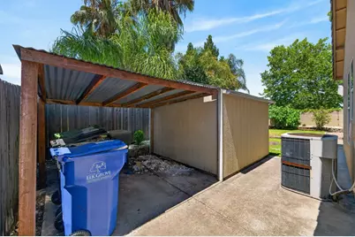 8406 Alameda Park Drive, Elk Grove, CA 95624 - Photo 59