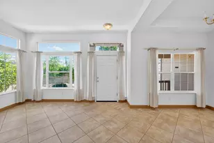 8406 Alameda Park Dr, Elk Grove, CA 95624 - Photo 9