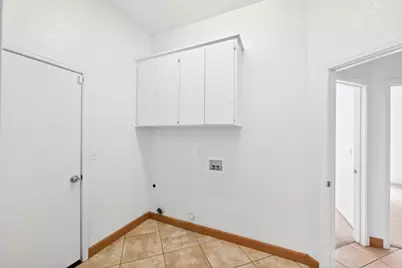 8406 Alameda Park Drive, Elk Grove, CA 95624 - Photo 29