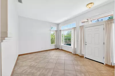 8406 Alameda Park Drive, Elk Grove, CA 95624 - Photo 5