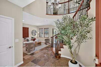 8048 Linda Isle Lane, Sacramento, CA 95831 - Photo 3