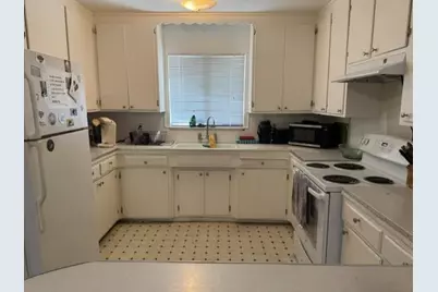 1917 Evergreen Avenue, Modesto, CA 95350 - Photo 3