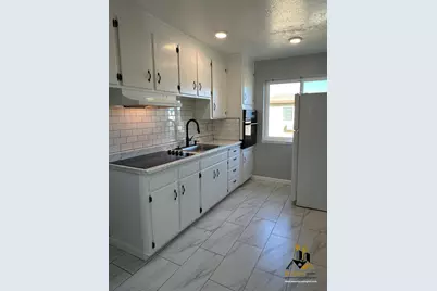 6820 7th Avenue #11, Rio Linda, CA 95673 - Photo 5