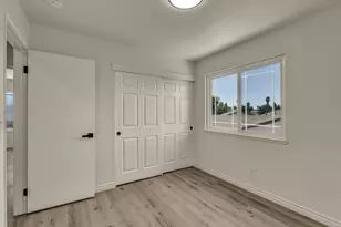 15 Sepalo Ct, Sacramento, CA 95823 - Photo 27