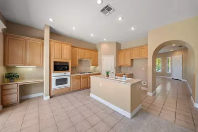 3917 Lakeside Drive, Modesto, CA 95355 - Photo 15