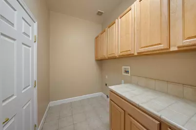 3917 Lakeside Drive, Modesto, CA 95355 - Photo 21