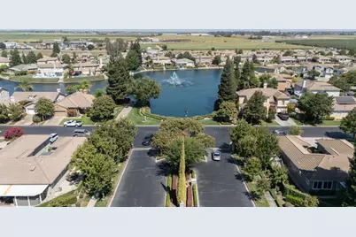 3917 Lakeside Drive, Modesto, CA 95355 - Photo 39