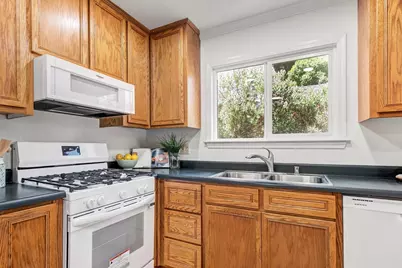 1718 Manzanita Lane, Davis, CA 95618 - Photo 15