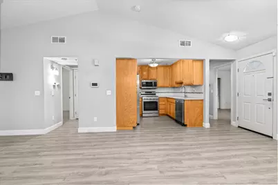 7322 York Town Place #906, Sacramento, CA 95842 - Photo 9