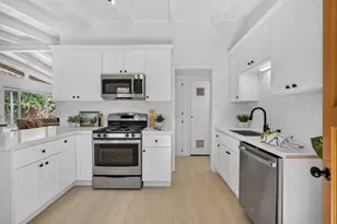 2409 Fernandez Dr, Sacramento, CA 95822 - Photo 25