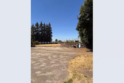 2100 W. Main, Turlock, CA 95380 - Photo 7