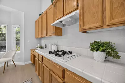 2725 Bellows Street, Davis, CA 95618 - Photo 17