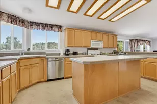 17616 Pioneer Way, Rough and Ready, CA 95975 - Photo 15