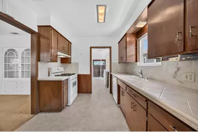 641 San Miguel Way, Sacramento, CA 95819 - Photo 3