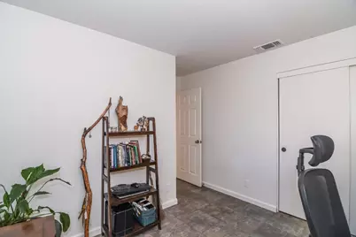 8859 Springhurst Drive, Elk Grove, CA 95624 - Photo 33