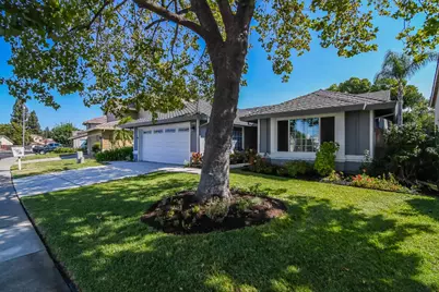 8859 Springhurst Drive, Elk Grove, CA 95624 - Photo 3