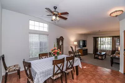 8859 Springhurst Drive, Elk Grove, CA 95624 - Photo 13